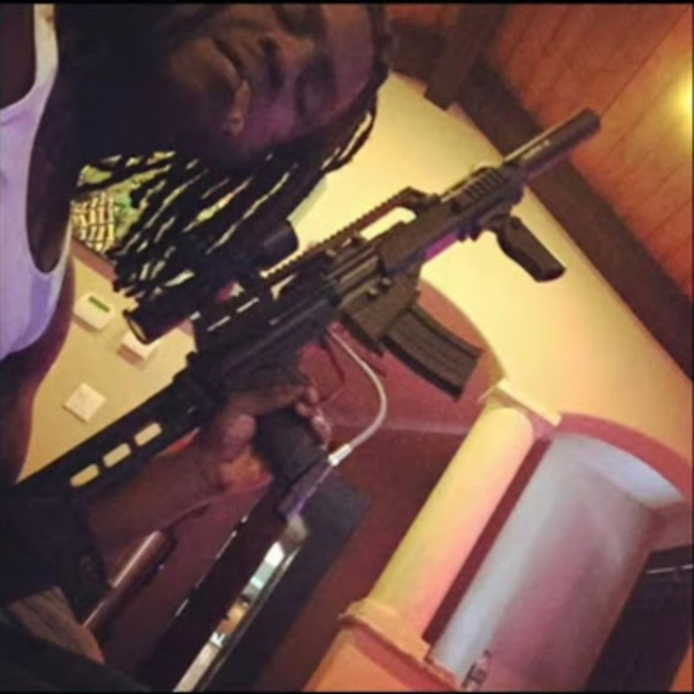 Meet your Posher, Buezzo